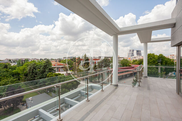 Penthouse for sale in Chamartín.