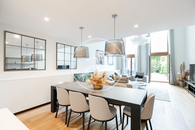 Nouvelle construction à vendre avec terrasse à Eixample Dreta (Barcelona)